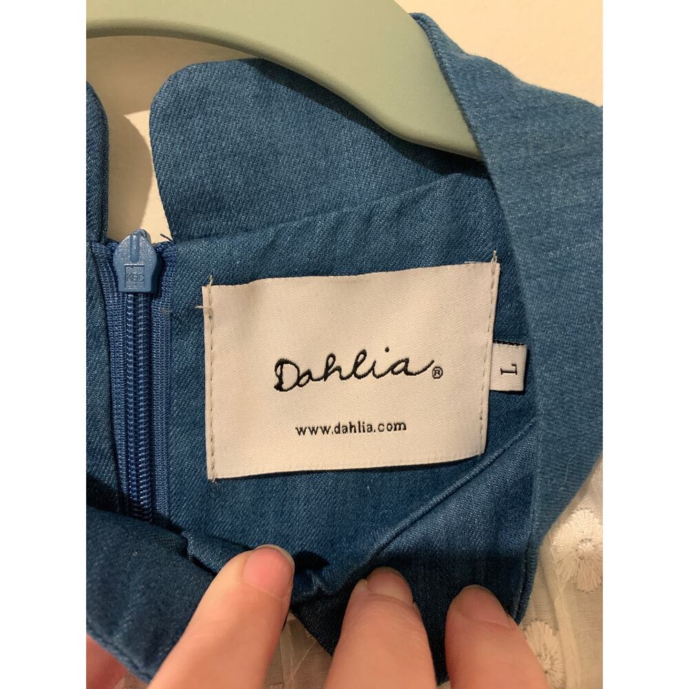 Dahlia Womens Blue Denim Dress Size Large smocked milkmaid prairie cottage core - Picture 10 of 10